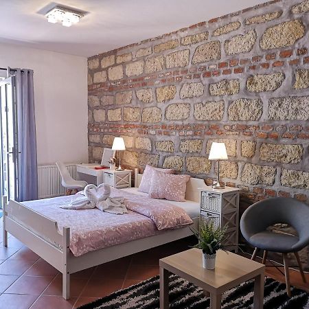 Villa Florencia เอ็กเกอร์ ภายนอก รูปภาพ